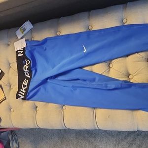 Womens Nike Pro Leggings